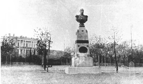 Утраченные монументы