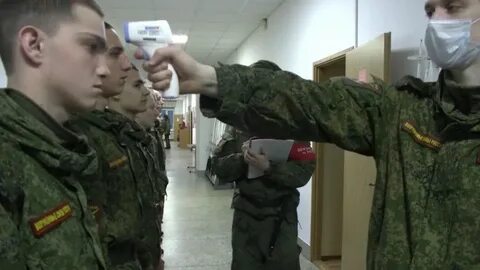 Не поступил в военное