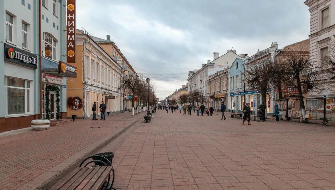 Тверь пешеходная улица трехсвятская. Трёхсвятская улица в твери. Трехсвятская тверь. Тверь пешеходная улица трехсвятская. Тверской арбат трёхсвятская.
