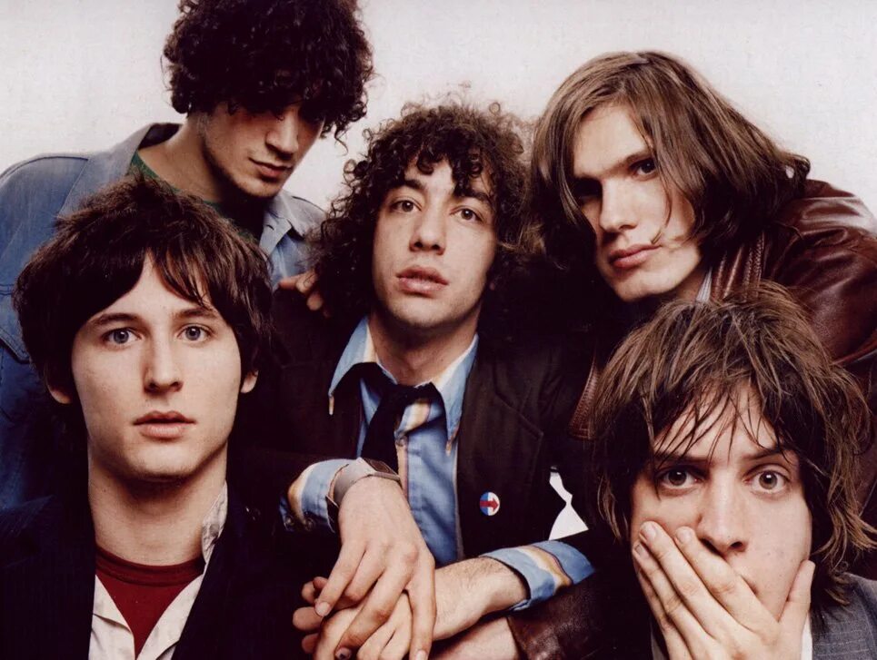 The strokes 2024. Stroke. The strokes 2021. The strokes рок группа. Группа the strokes обложка.