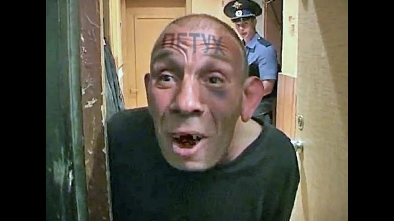 Парни на зоне. Блатные люди. Пьяные зеки. Зона строгого режима. Брюс гилден.