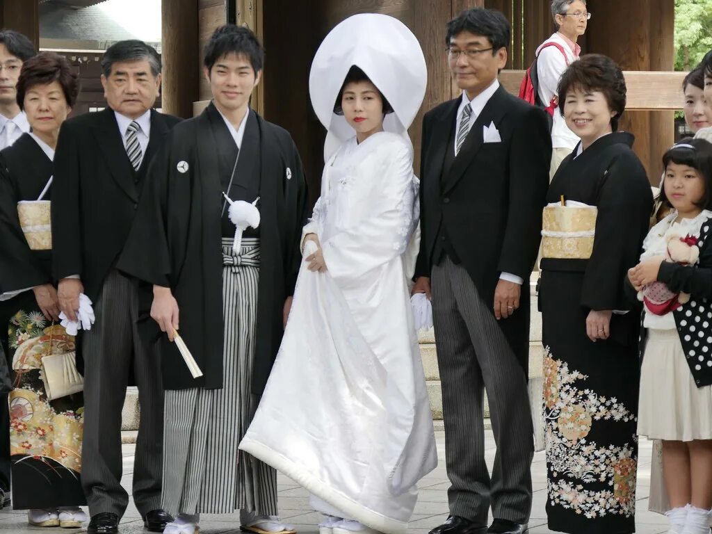 Трансгендеры свадьба Азия Япония. Geto Japanese Wedding outfit.