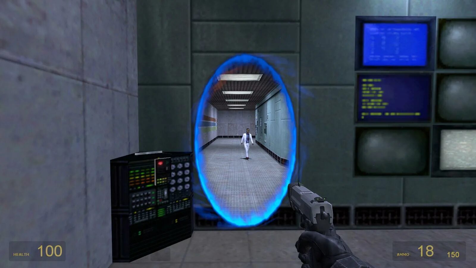 Half life аддоны. Half Life 2 оружие. Оружие халф лайф 2. Half Life 1998 оружие. Оружие из half Life 1.