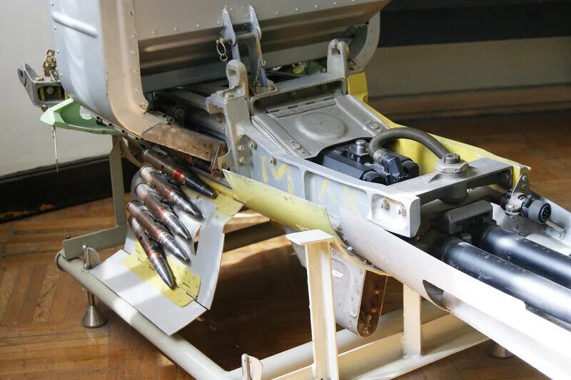 Пушка гш-23л. Пушка гш-23л калибра 23 мм. Авиационная пушка гш-23л. Гш-30-2. Гш 23.