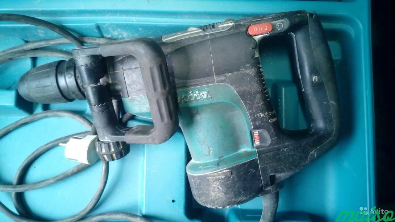 Makita hr4001c