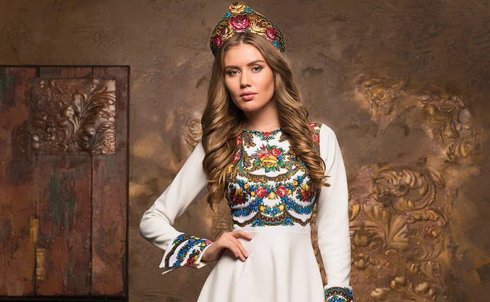 Стиль folklore. Стиль folklore. Современный русский костюм. Мода этно славянский стиль ив сен лоран. Мода этно славянский стиль ив сен лоран.