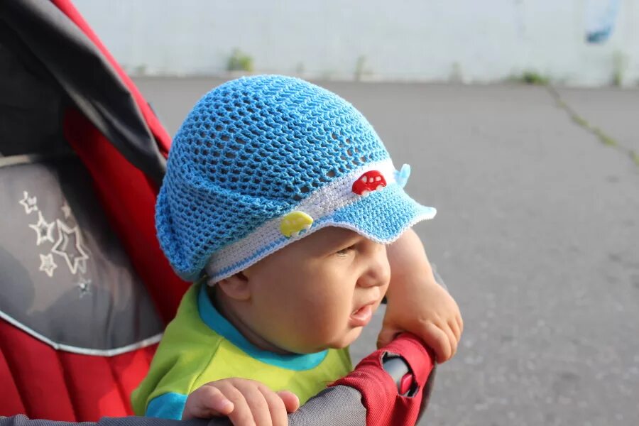 фиолетовый берет армия. мальчик в беретке. юлиана ян соколы маргелова. кепка детская вязаная. вдв дети.