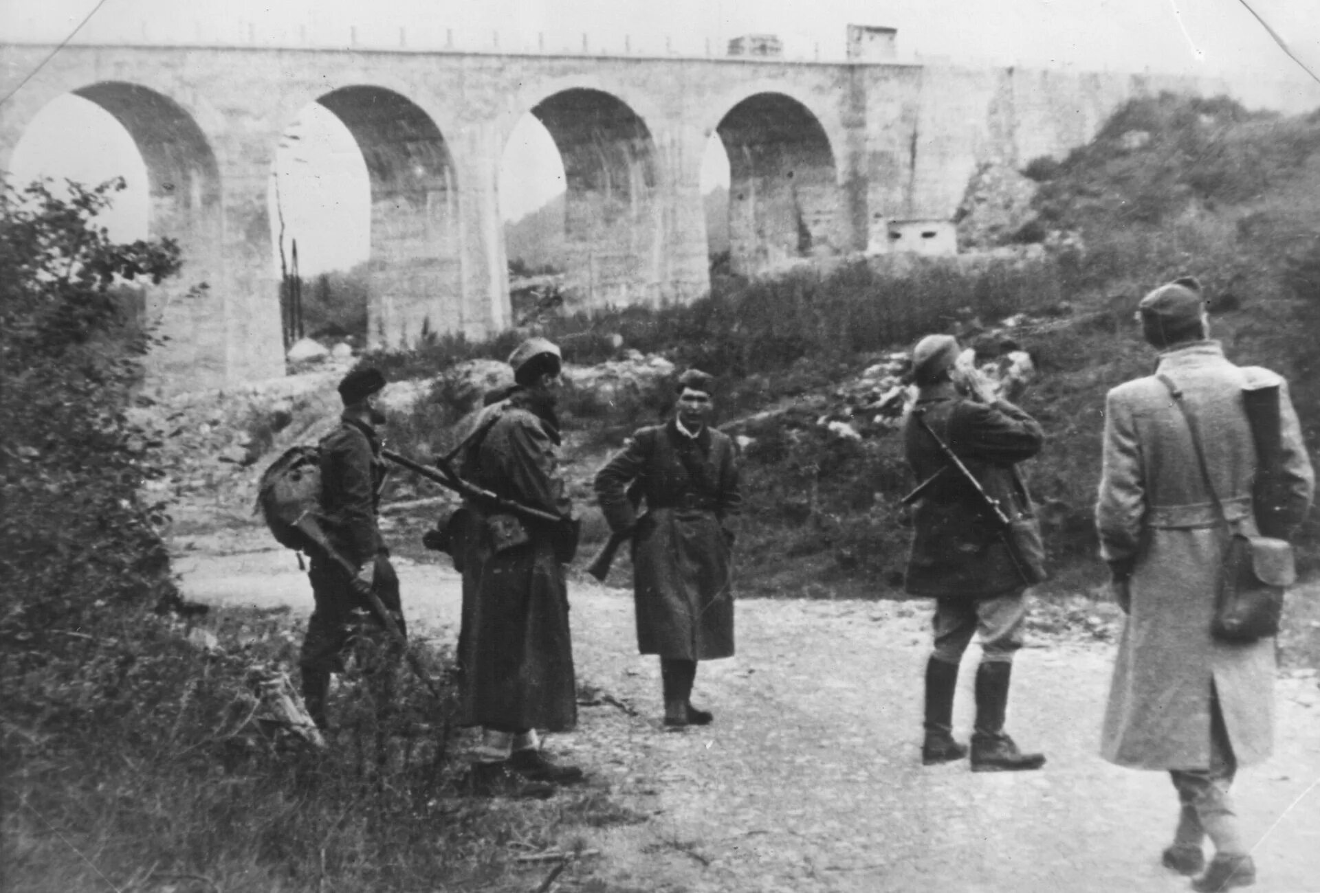 Отражение фашистской агрессии. Партизаны Югославии. Балканская кампания второй мировой войны. Фашистская агрессия на Балканах. Фашистская агрессия на Балканах кратко.