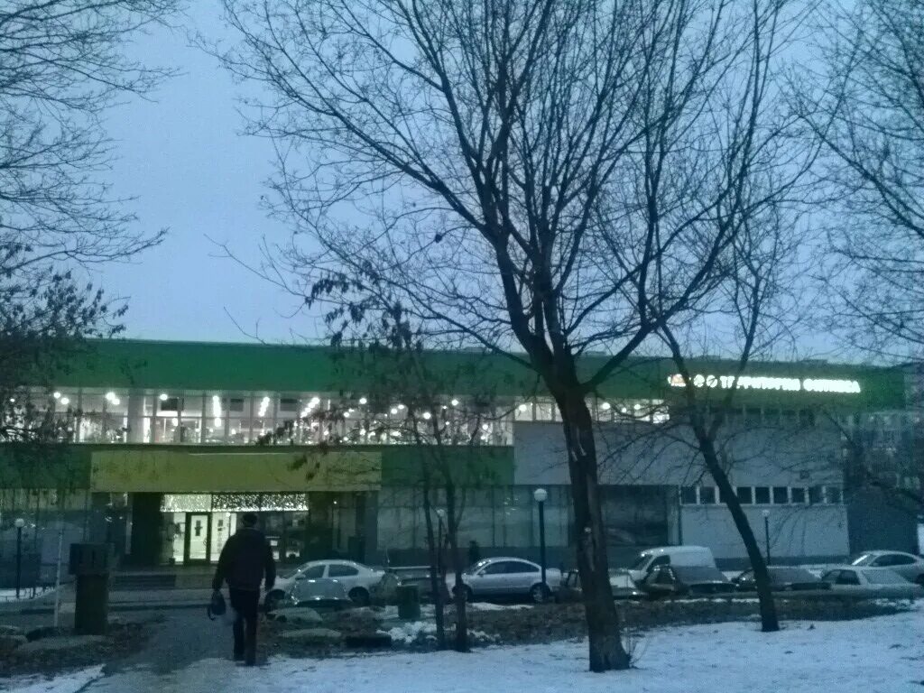 , ул подольских курсантов, д. Улица подольских курсантов, д. 10. , д. Отдел продаж в спортклубе.