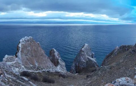 Байкал называют сибирским морем
