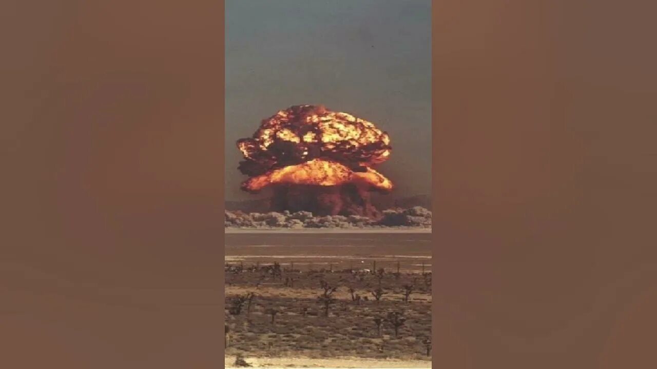 Место ядерного взрыва. Семипалатинск ядерный полигон. Семипалатинский полигон 1947. Взрыв Семипалатинский ядерный. Семипалатинский испытательный ядерный полигон.