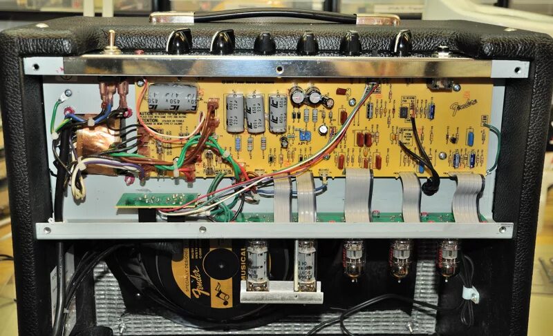 Fender pt-10 внутри. Fender Blues Junior III Layout. Princeton Reverb шасси. Плата Fender frontman 15 g. Фонка funk estranho super slowed reverb