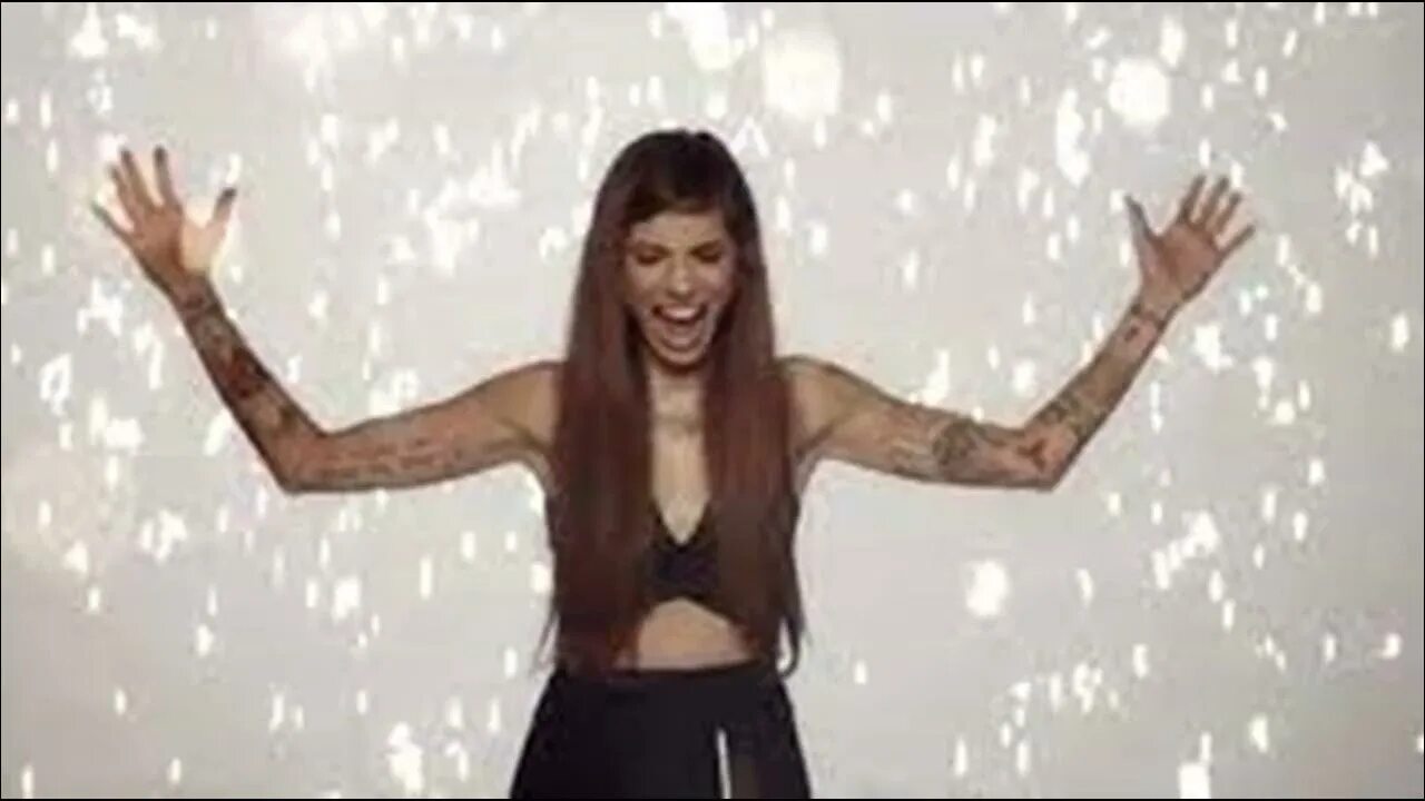 A thousand years christina perri. Christina perri human. Песни кристины перри. Песни кристины перри. Christina perri human.
