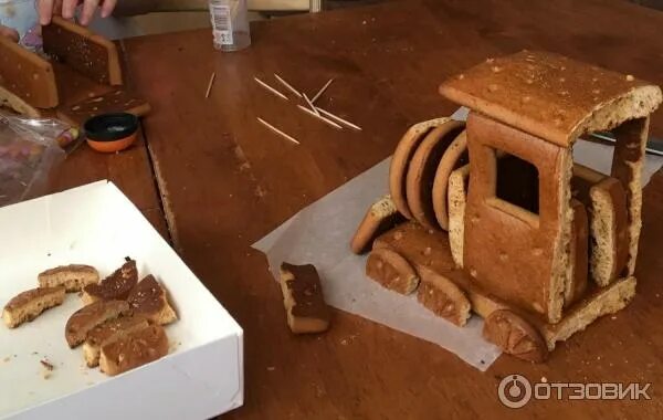 Пряничный паровозик lebkuchen. Lambertz пряники поезд. Пряничный паровозик lebkuchen. Пряничный паровозик lebkuchen. Lambertz машинка музыкальная.