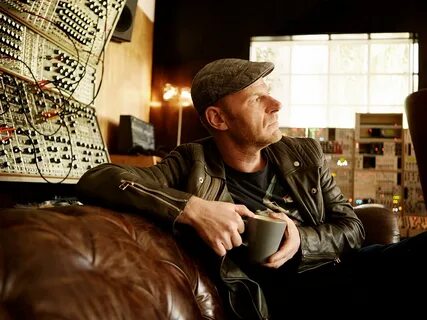 Junkie xl a little less conversation