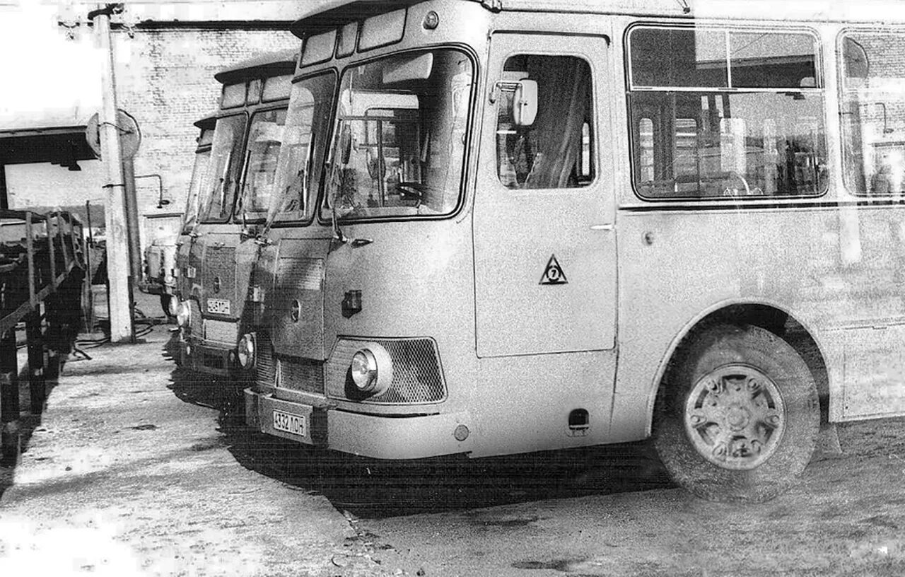 Автоколонна 4. Автобус лиаз 2025. автоколонна 1958. автобус 1987 года. автоколонны в ссср.