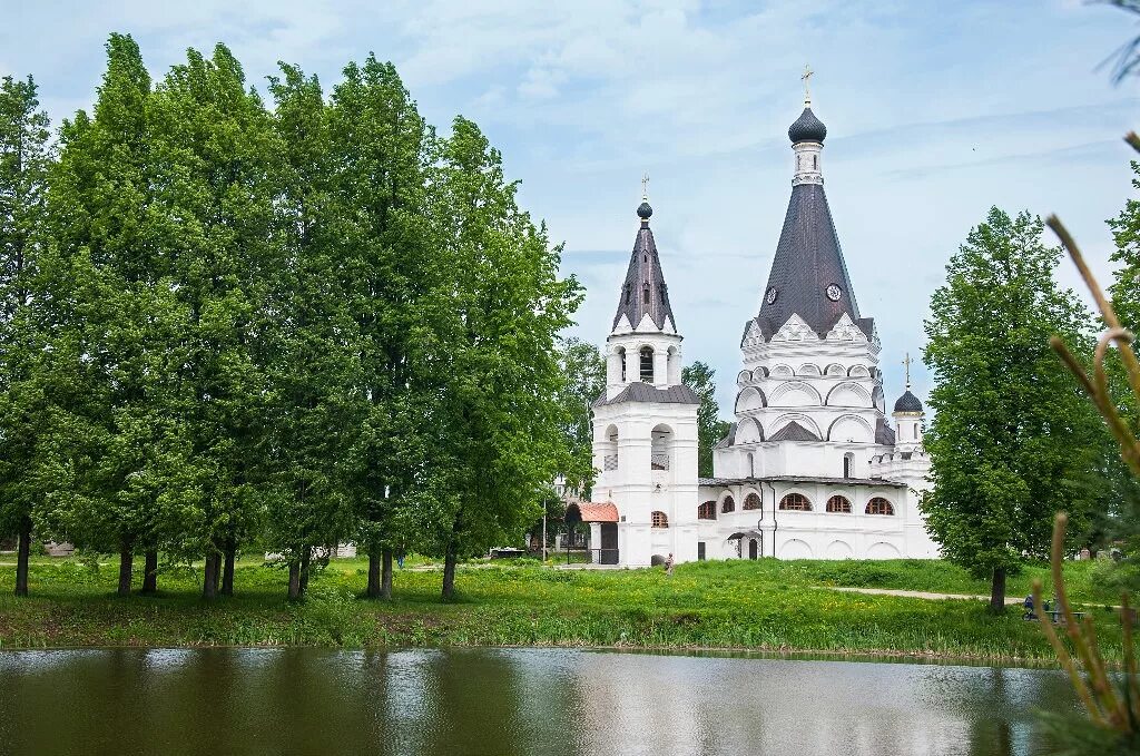 Церковь Богоявления (красное-на-Волге). Церковь Богоявления Кострома. Поселок красное на Волге Костромская область. Храм в Красном на Волге Кострома. Сайты красное на волге