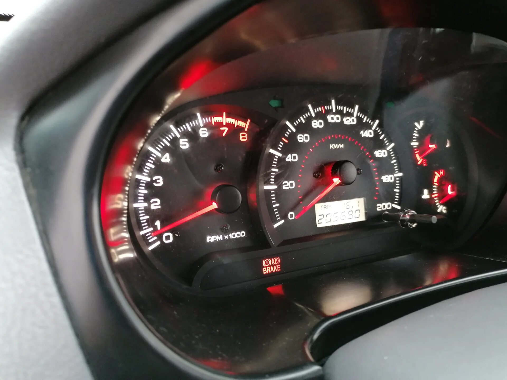 Тахометр опель вектра а. Запчасти газель стрелка тахометра. Тахометр ваз 2115. Перестала работать стрелка тахометра. 6 8кл км.