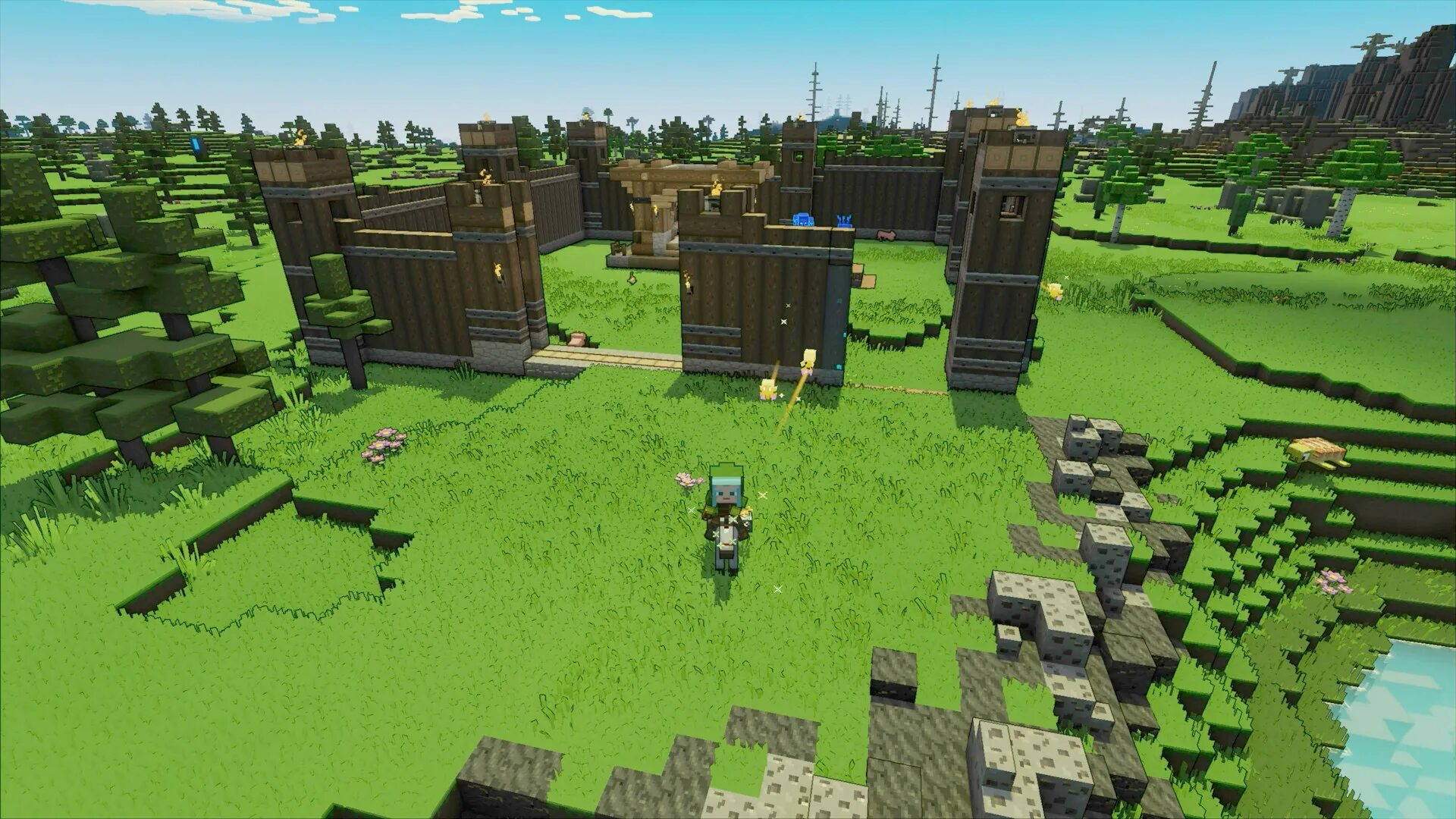 Новая игра про майнкрафт. Майнкрафт легендс. minecraft скрины. майнкрафт игра на сервере. minecraft экшен.