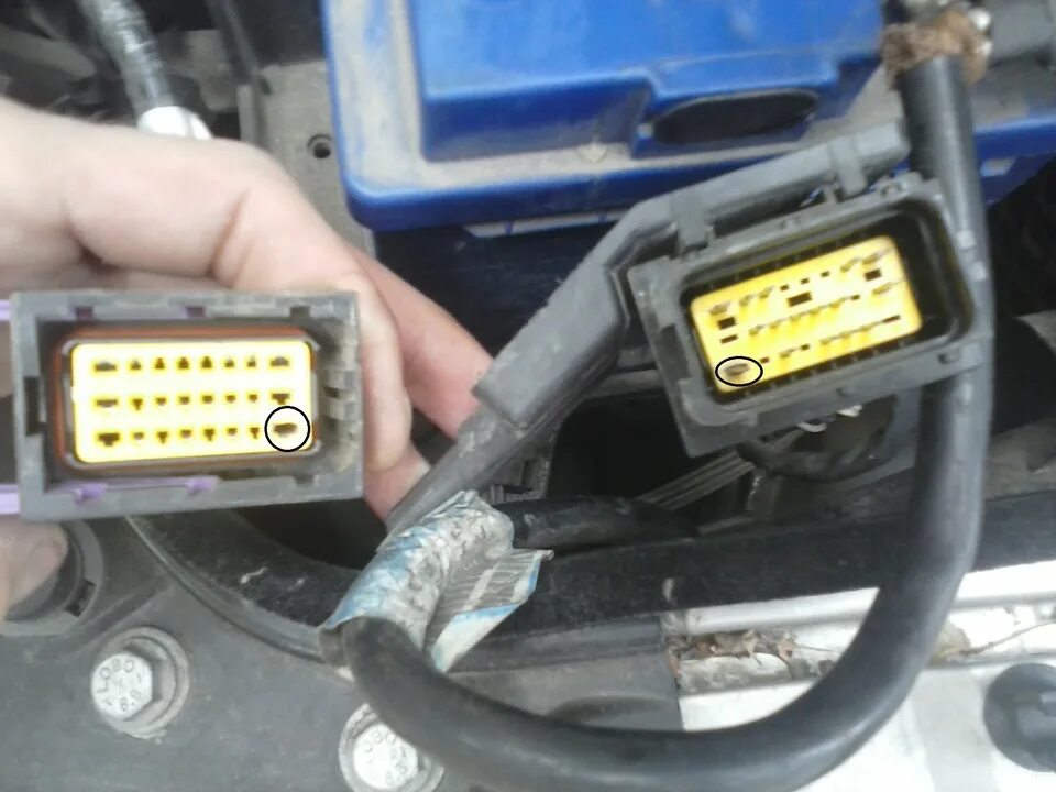 Реле ближнего света рено логан 1. Реле ходового огня рено логан 2. Предохранитель прикуривателя рено логан 1. Дальний и ближний свет рено лагуна 1. Рено логан не горит ближний.