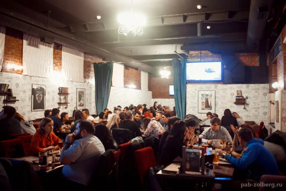 Бар золберг на добрынинской. Золберг добрынинская. Бар золберг 1-й люсиновский. Паб золберг на метро добрынинская. Золберг добрынинская.