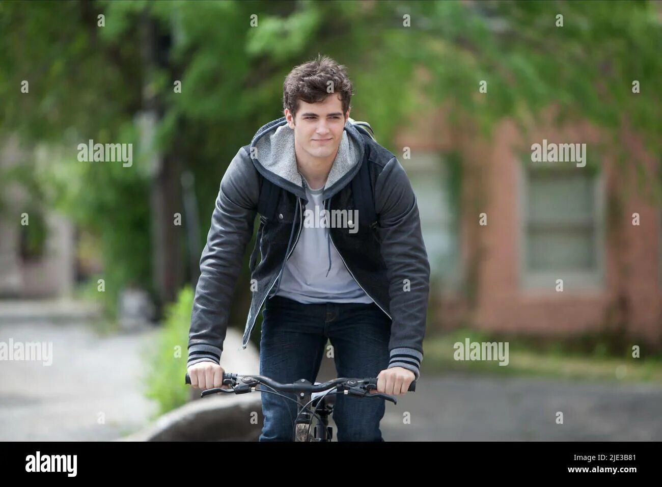 Бен уинчелл. Бен уинчелл торс. quarterlife ben ratings (movie, 2011).