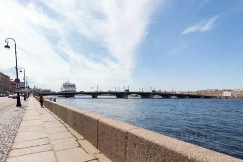 Набережная на английском