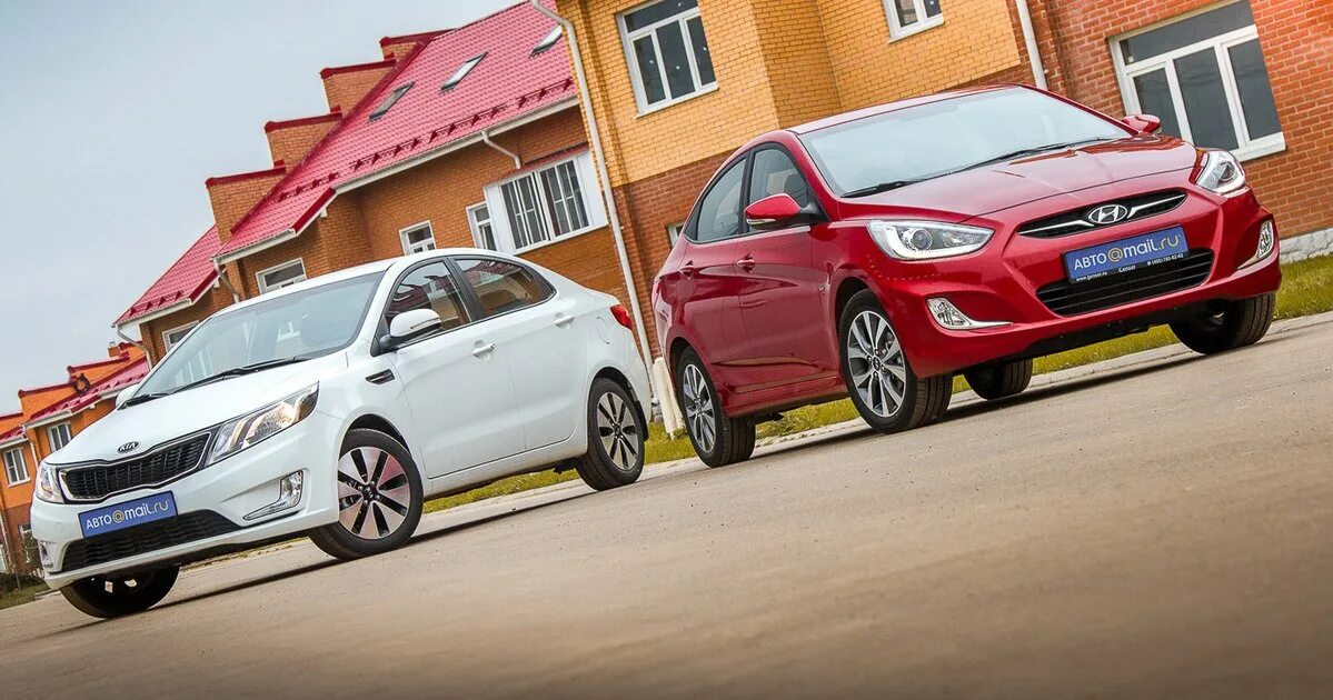 Сравнение хендай солярис. Kia Rio Solaris. Киа Солярис 2022. Kia Rio Hyundai Solaris. Kia Rio vs Hyundai Solaris.