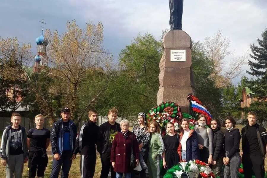 Подслушано в черногорске. Подслушано в черногорске хакасия. парк шахтеров черногорск. фото сквер в черногорске. парк шахтеров в черногорске история.