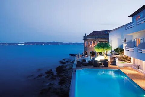 Page 2 - Sainte-Maxime Hotels - ViaMichelin