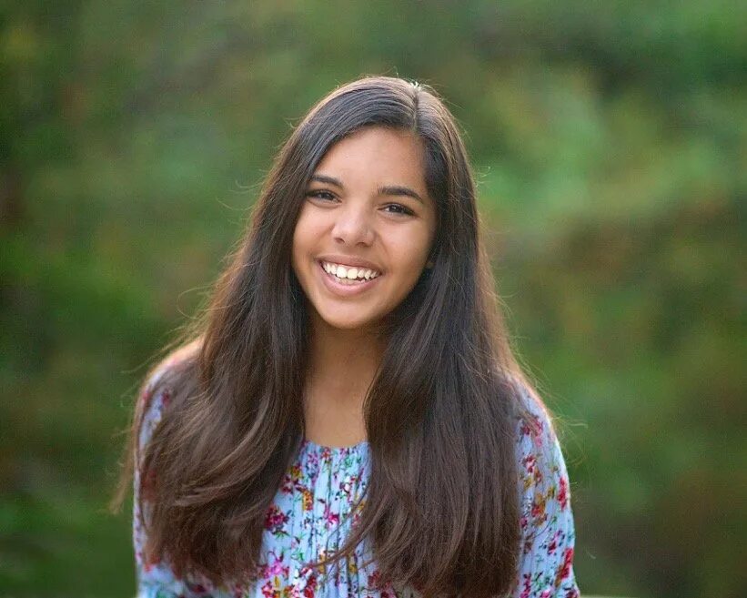 Девушка анфас подросток. Девушки подростки. Девушка 17 лет. Женщина 27. 20 years old girls.