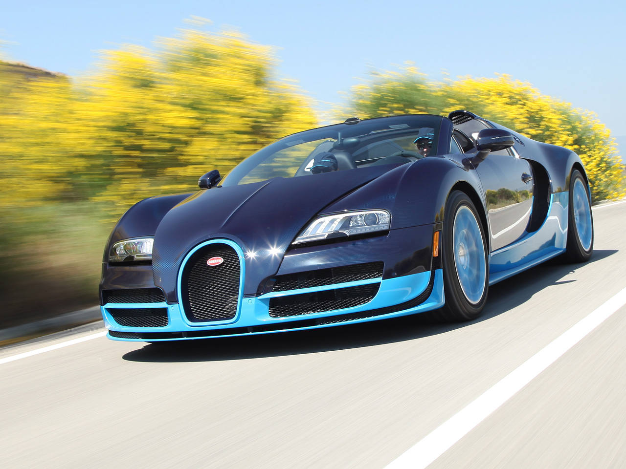 Bugatti чья. Бугатти Вейрон. Bugatti Veyron 16.4 super Sport 2010. Bugatti Вейрон. Bugatti Veyron Bugatti Veyron.