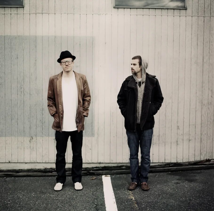 Ray dalton. Macklemore ryan lewis can't hold us feat. Macklemore рост. Macklemore ryan can t hold. Macklemore ryan lewis can't hold us.