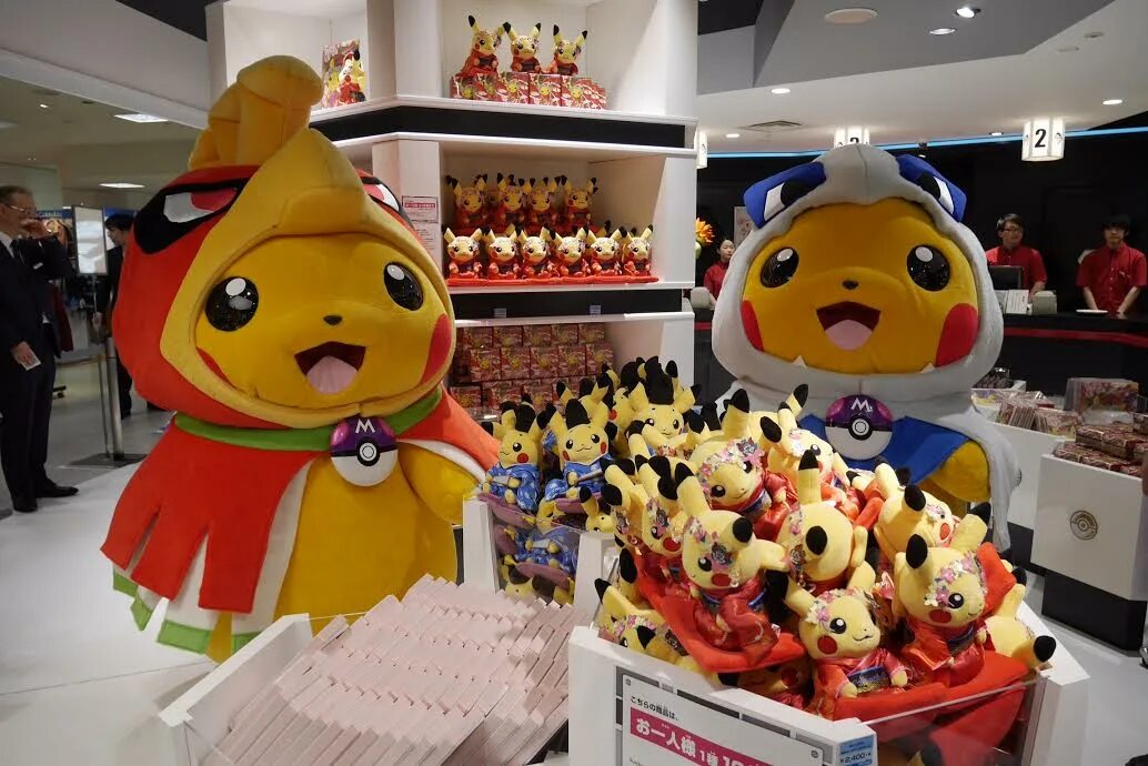 Покемон япония. Магазин покемонов в Японии. Магазин покемонов в Токио. Покемон центр в Японии. Магазин Пикачу.