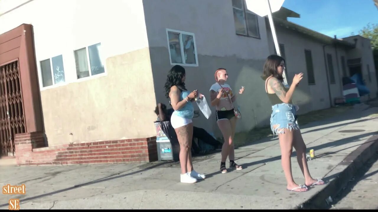 Figueroa street. South central девушка. figueroa улица. figueroa street los angeles,. чика стрит.