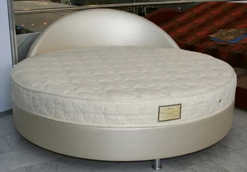 Круглая кровать двуспальная. Полукруглая кровать. Полукруглая кровать двуспальная. Угловая полукруглая кровать.