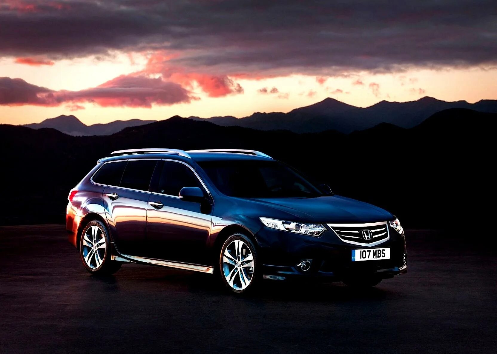 Хонда универсал. Honda Accord 2011 Tourer. Honda Accord 8 универсал. Honda Accord универсал 2020. Honda Accord Tourer 2020.