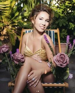 haley reinhart bikini - thehwm.com.