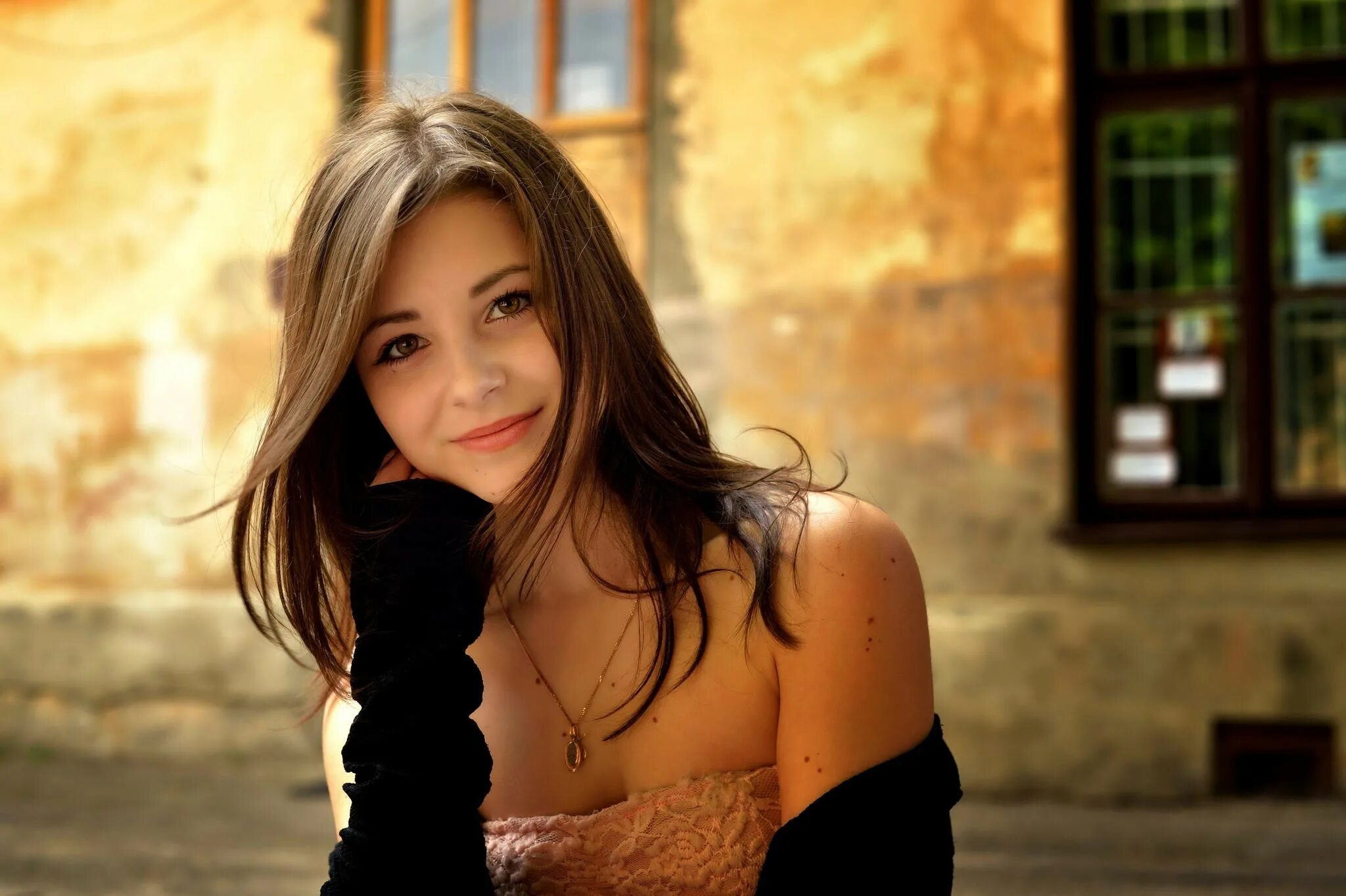 Девушки в гольфах. Делайя гонсалес. Зачетные девчули. Красивая девчуля песня. Красотки девчули.