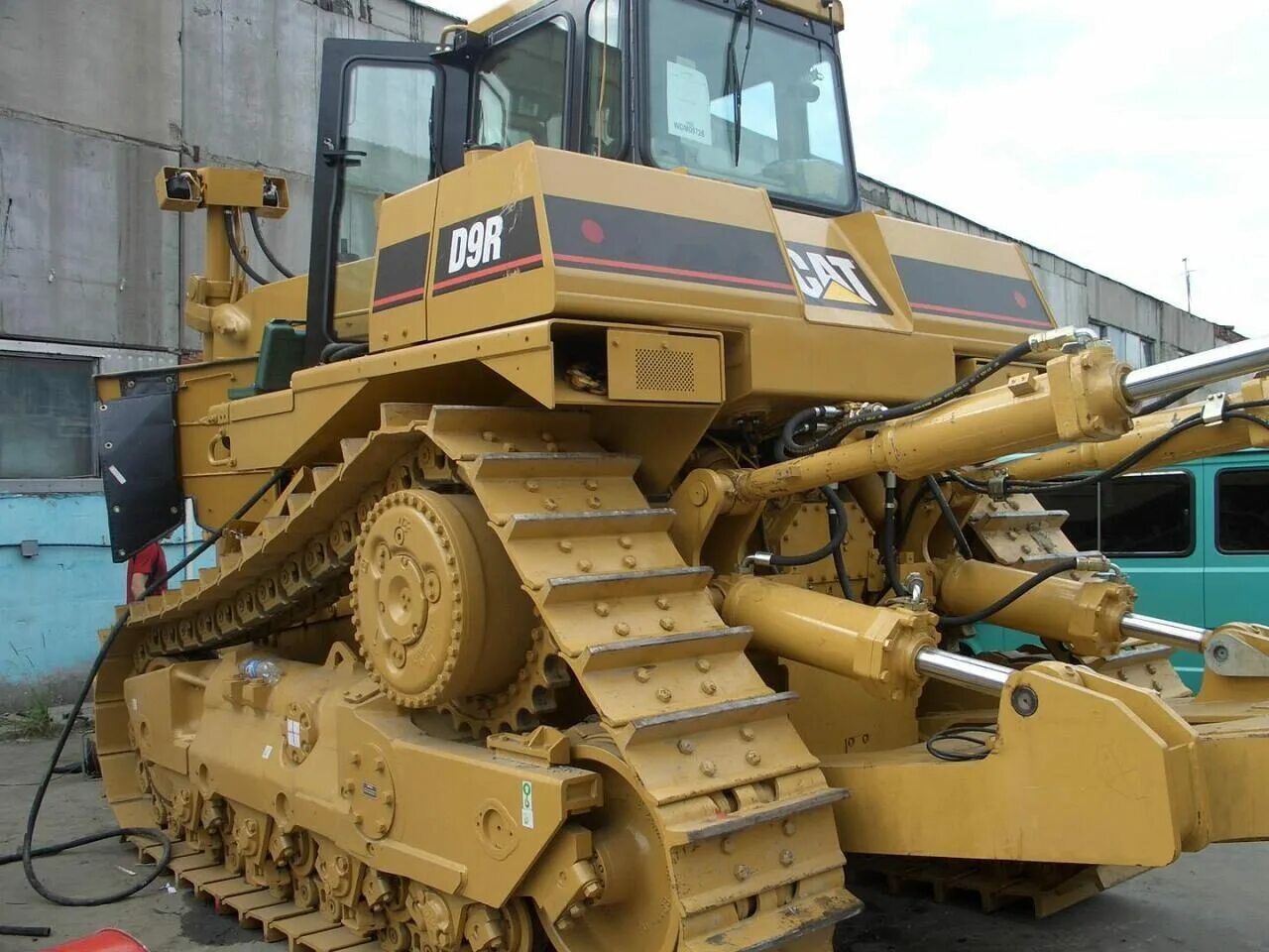 2.9 d. Бульдозер Caterpillar d9r. Cat 9r бульдозер. Бульдозер Катерпиллер д-9. Бульдозер Caterpillar d9r гусеничный.