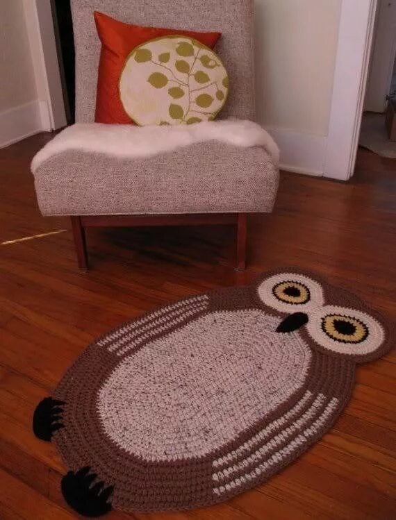 Идеи ковриков крючком. Ковер Crochet Rug. Вязаный прикроватный коврик. Интересные вязаные коврики. Вязаные прикроватные коврики крючком.