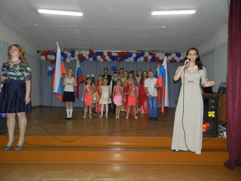 дом культуры томской области с. районный дом культуры парабель. дом культуры томский перекрёсток. томск уртам. дом культуры томское.