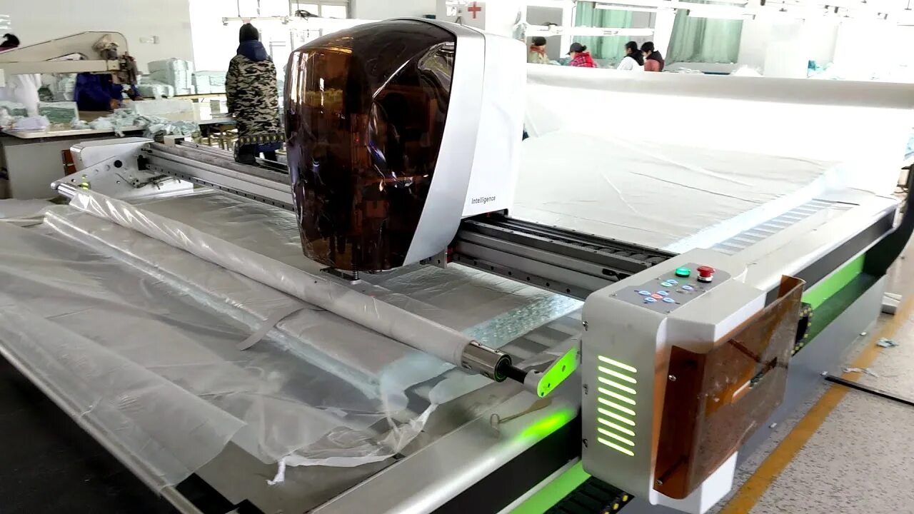 Auto Fabric Cutting Machine. Cutting Wear the hardfacing Specialist.