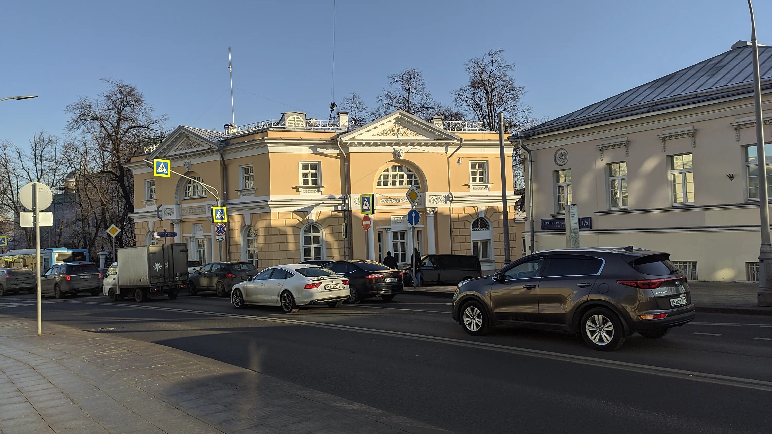 Больница им Давыдовского в Москве. Яузская 11 больница Давыдовского. 23 Больница на Таганке. Яузская улица, 11/6с3. Морг 23 больницы москва яузская 11 телефон