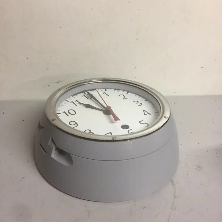 Судовые часы 5-чм чистопольского часового завода восток. Черные корабельные часы. Часы schatz. Римские часы. Часы ships clock.