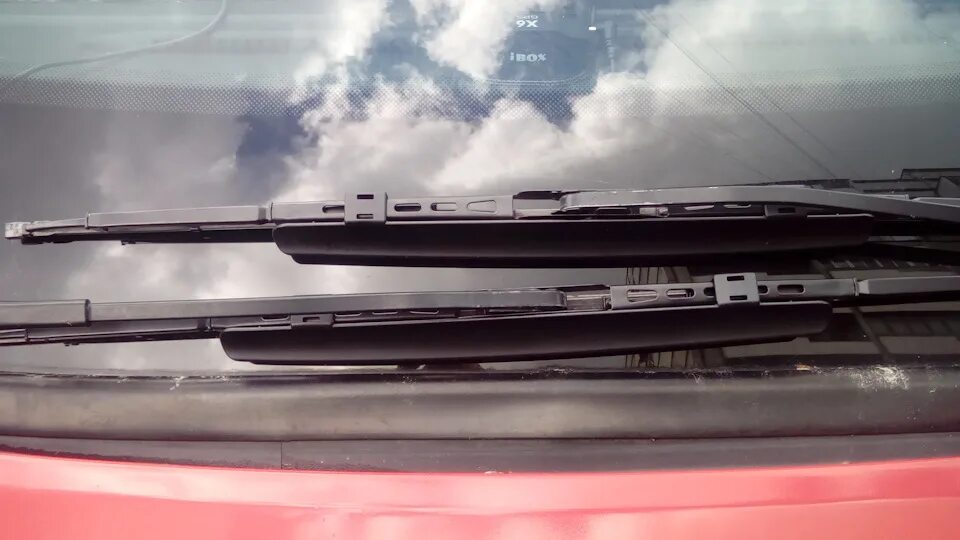 Щетки стеклоочистителя зафира б. Opel 12 72 066. накладки на дворники. накладки на щетки стеклоочистителя. рифленая накладка на дворники.