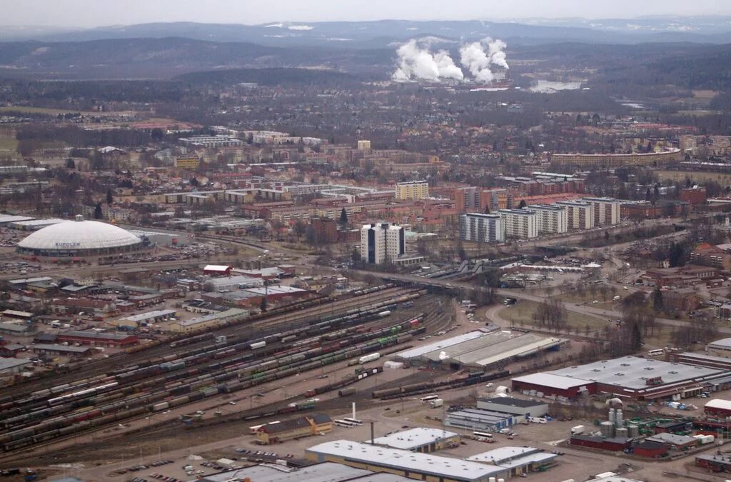 Бурленге швеция. Бурлэнг. Город в швеции бурлэнге фото. Город борленге фото. Евле город в швеции.