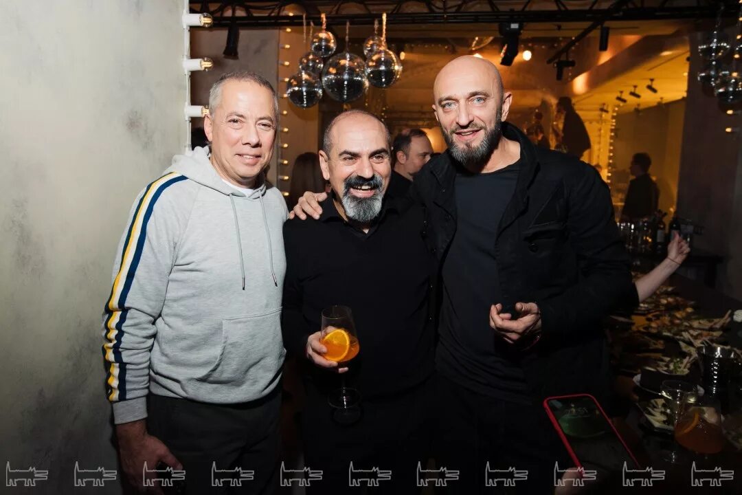 Тютенков ресторатор. Илья тютенков. илья викторович тютенков. ресторатор жирок илья тютенков. илья тютенков ресторатор дети.