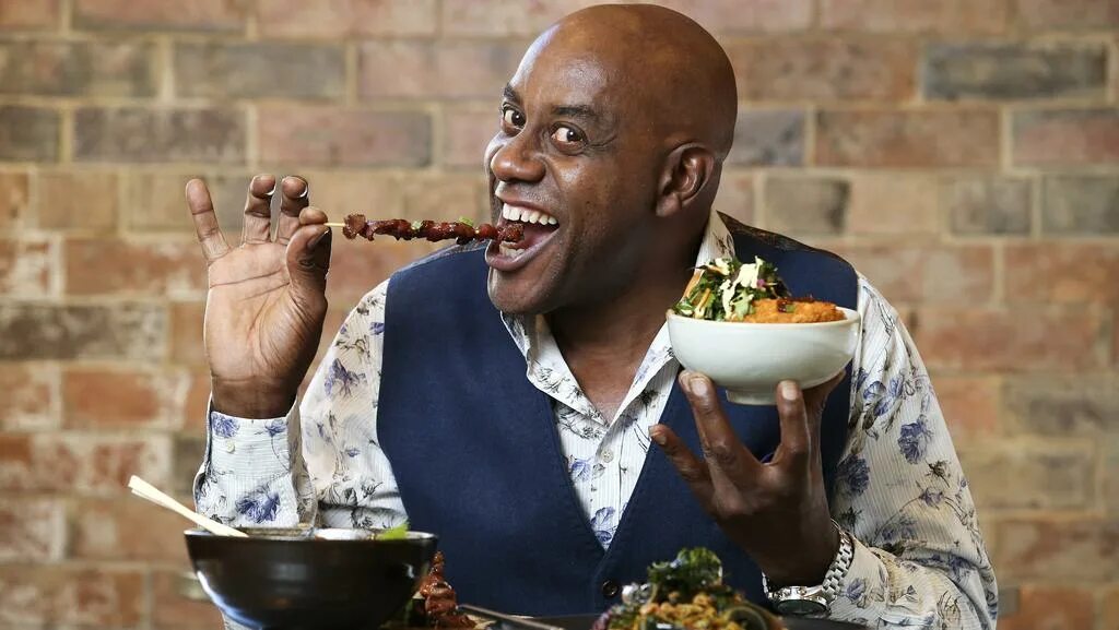 Хехе мем. Ainsley harriott. ainsley harriott мем. эйнсли хэрриот хехе бой. эйнсли хэрриот мем.