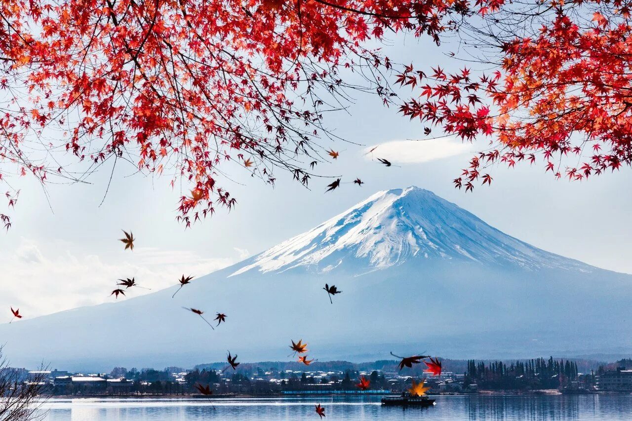 Фудзияма затон. Токио вулкан Фудзияма. Киото гора Фудзияма. Гора Фудзияма (Фудзи). Гора Fuji Япония.